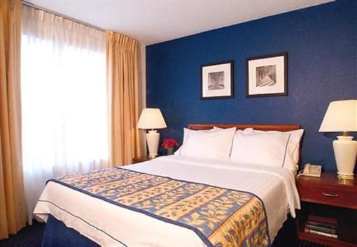 фото отеля Residence Inn Chicago Waukegan
