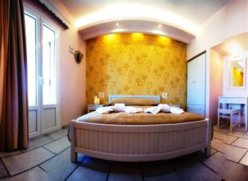 фото отеля Angeliki Studios & Apartments