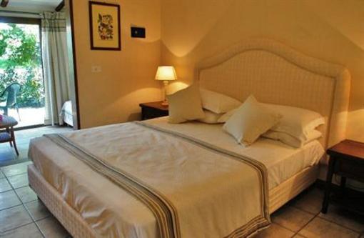 фото отеля Calalandrusa Beach Resort Guardavalle