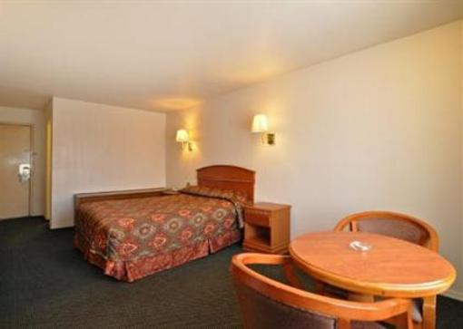 фото отеля Orange Tustin Inn