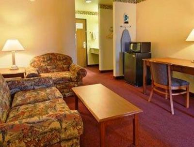 фото отеля Super 8 Claremore