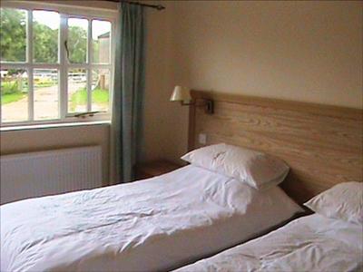 фото отеля Blatches Farm Bed & Breakfast Great Dunmow