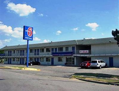 фото отеля Motel 6 Kansas City North - Airport