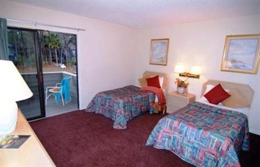 фото отеля Ocean Cove Townhomes at Palmetto Dunes
