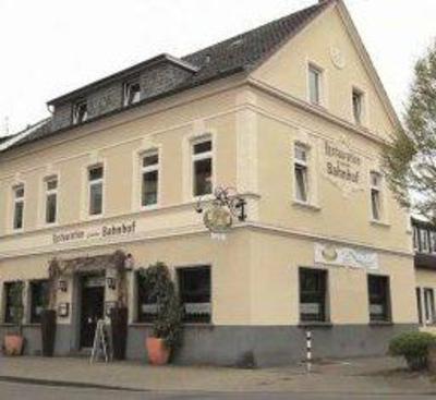 фото отеля Hotel Zum Bahnhof