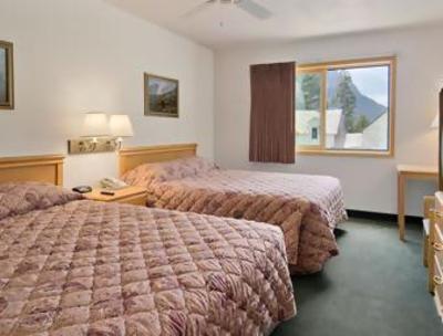 фото отеля Super 8 West Yellowstone Lionshead