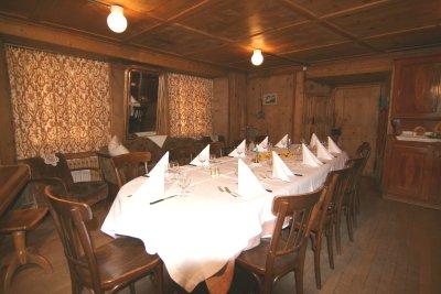 фото отеля Gasthaus Restaurant zum Weissen Kreuz
