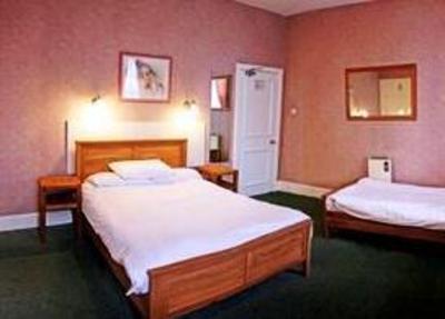 фото отеля The Raven Hotel