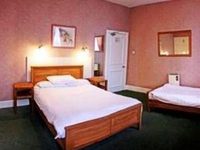 The Raven Hotel