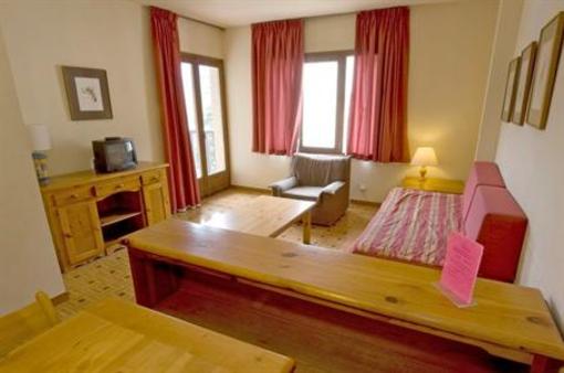 фото отеля Apartamentos Adelaida