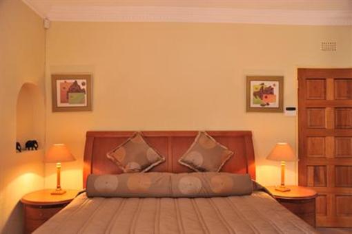 фото отеля Hoyohoyo Chartwell Lodge