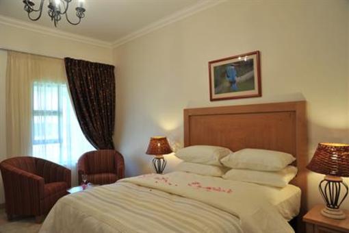 фото отеля Hoyohoyo Chartwell Lodge