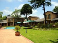 Hoyohoyo Chartwell Lodge