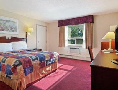 фото отеля Super 8 Lethbridge