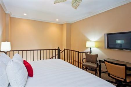 фото отеля Crowne Plaza Hotel Pensacola Grand