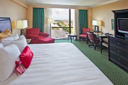 фото отеля Crowne Plaza Hotel Pensacola Grand