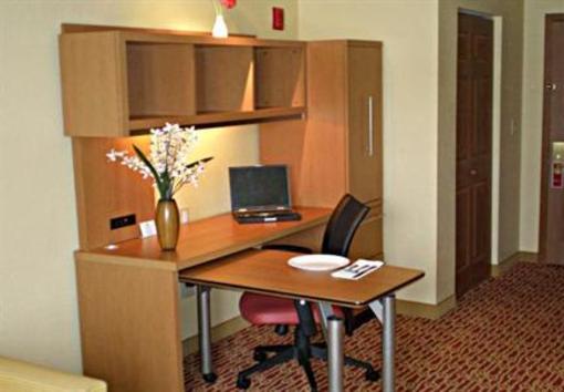 фото отеля TownePlace Suites Philadelphia Horsham
