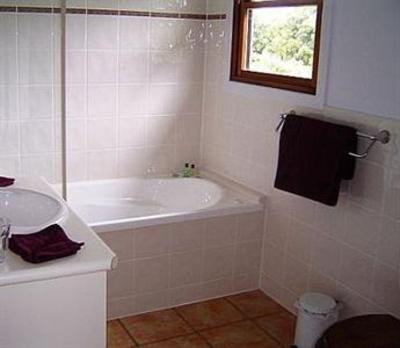 фото отеля Camelot Bed & Breakfast Mount Tamborine