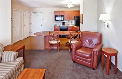 фото отеля Candlewood Suites Ardmore