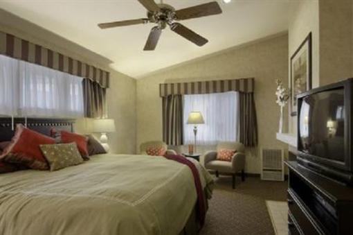 фото отеля Rosedale Inn Executive Suite