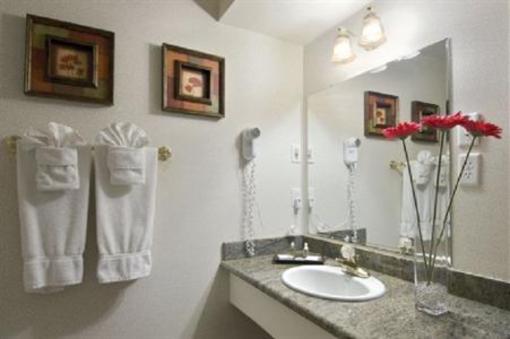 фото отеля Rosedale Inn Executive Suite