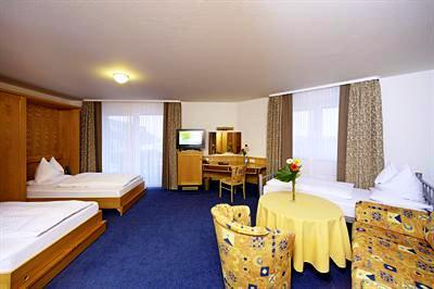 фото отеля Hotel Sonnenhof Dietzenbach