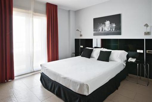 фото отеля Hostal Villa Paracuellos