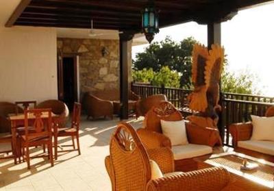 фото отеля Lazy Lizard Hotel