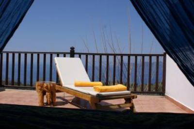 фото отеля Lazy Lizard Hotel