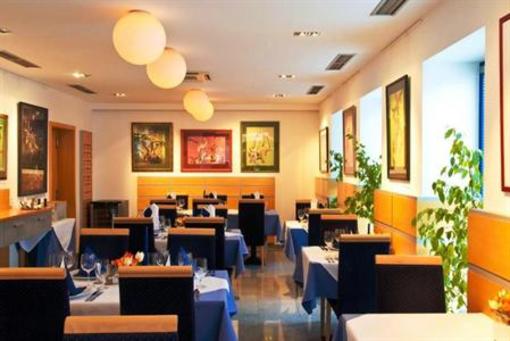 фото отеля Hotel Blue Bratislava