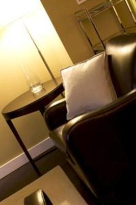 фото отеля The Ovation Hotel Calgary