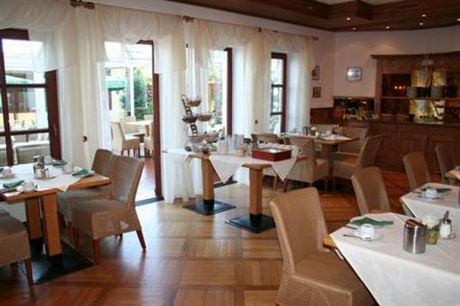 фото отеля Hotel Restaurant Fraenkischer Hof