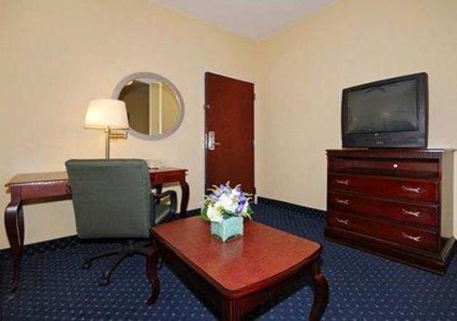 фото отеля Comfort Suites Columbia Gateway