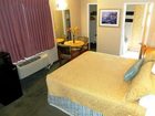 фото отеля Harbor Inn & Suites Oceanside San Diego