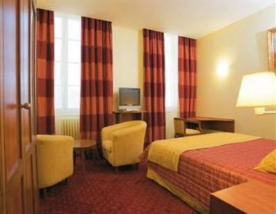 фото отеля Hotel d'Etigny Bagneres-de-Luchon