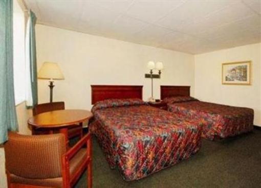 фото отеля Rodeway Inn Pigeon Forge