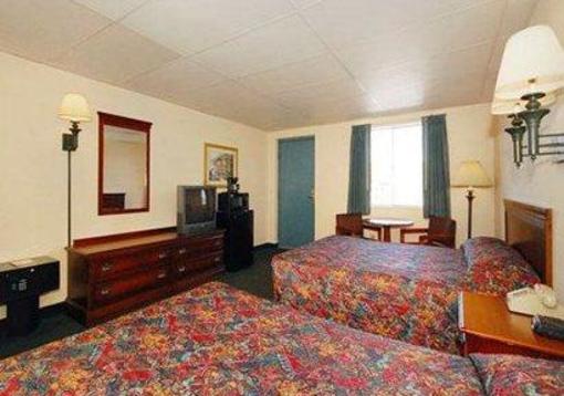 фото отеля Rodeway Inn Pigeon Forge