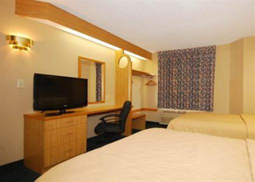 фото отеля Sleep Inn & Suites Near Ft. Bragg