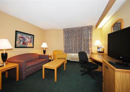 фото отеля Sleep Inn & Suites Near Ft. Bragg