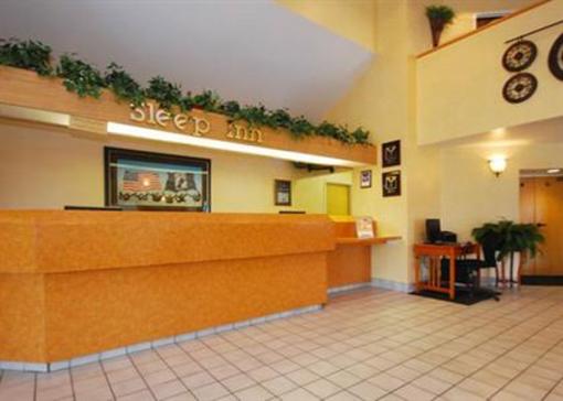 фото отеля Sleep Inn & Suites Near Ft. Bragg