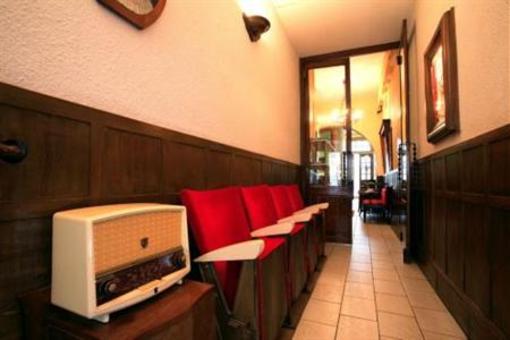 фото отеля Hotel De La Paix La Rochelle