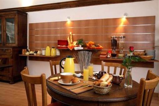 фото отеля Hotel De La Paix La Rochelle