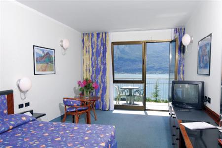 фото отеля Hotel Cristina Limone sul Garda