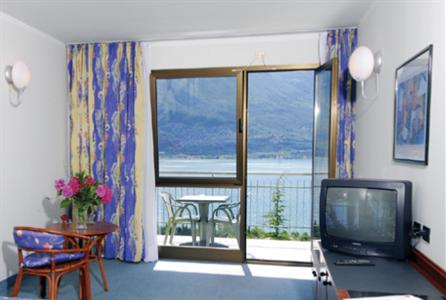 фото отеля Hotel Cristina Limone sul Garda