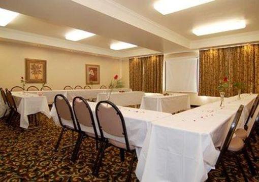 фото отеля Comfort Suites Texarkana (Texas)