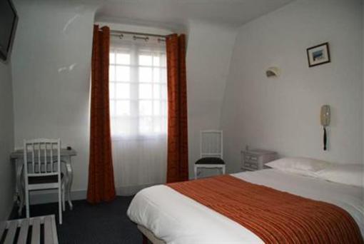 фото отеля Brit Hotel La Croix Blanche Sainte-Anne-d'Auray
