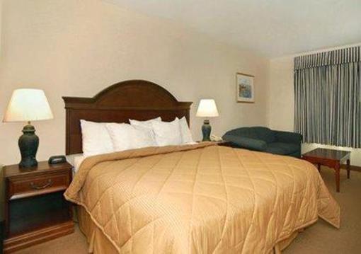 фото отеля Comfort Inn & Suites South Burlington