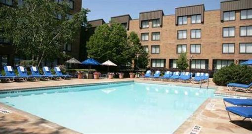 фото отеля DoubleTree Cleveland East Beachwood