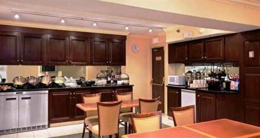 фото отеля DoubleTree Cleveland East Beachwood