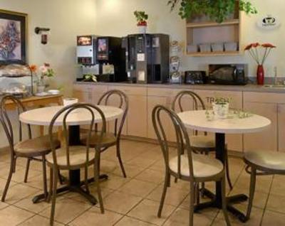 фото отеля Super 8 Motel Mall Loop Joliet